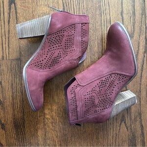 Vince Camuto Women's Suede Ankle Boots.Perfect for Fall